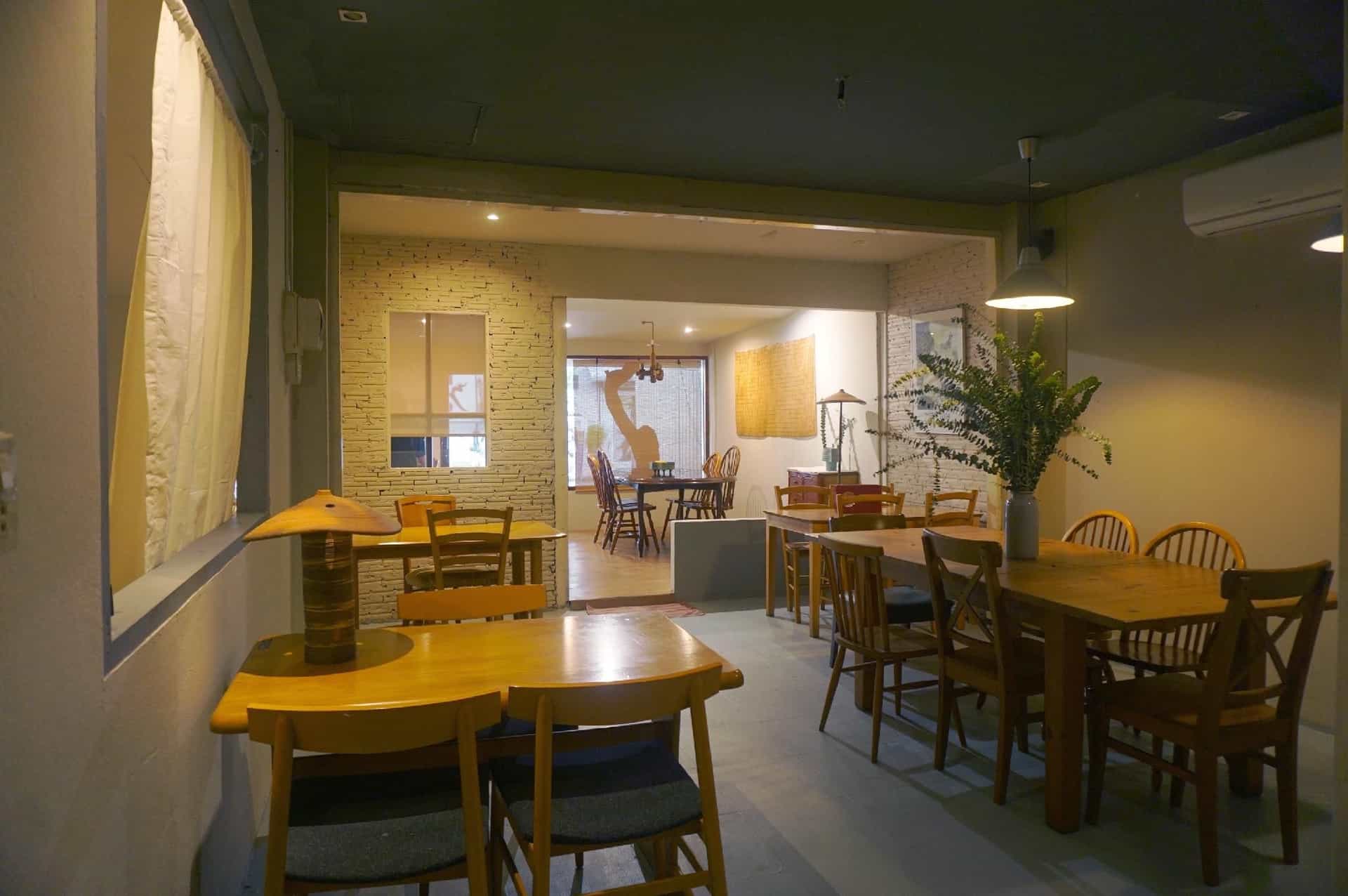 เดอะกู๊ส คาเฟ่ แอนด์ โฮสเทล เดอะกู๊ส คาเฟ่ แอนด์ โฮสเทล