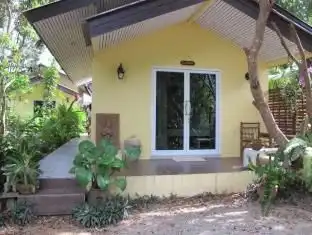 บ้านสวนพิชญ์ชามิกา บ้านสวนพิชญ์ชามิกา