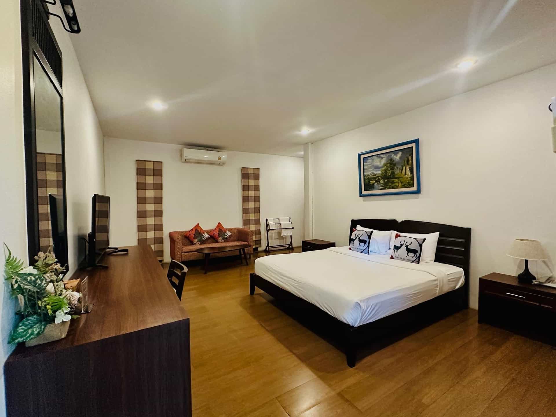 โรงแรมบ้านต้นไม้ ศรีสะเกษ โรงแรมบ้านต้นไม้ ศรีสะเกษ
