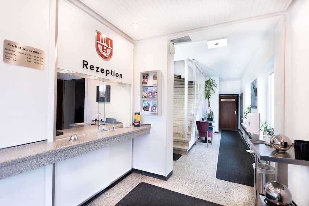 Firzlaff's Hotel