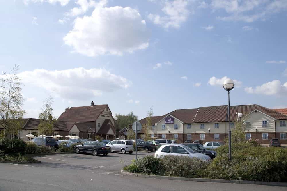 Premier Inn Braintree (A120) Premier Inn Braintree (A120)