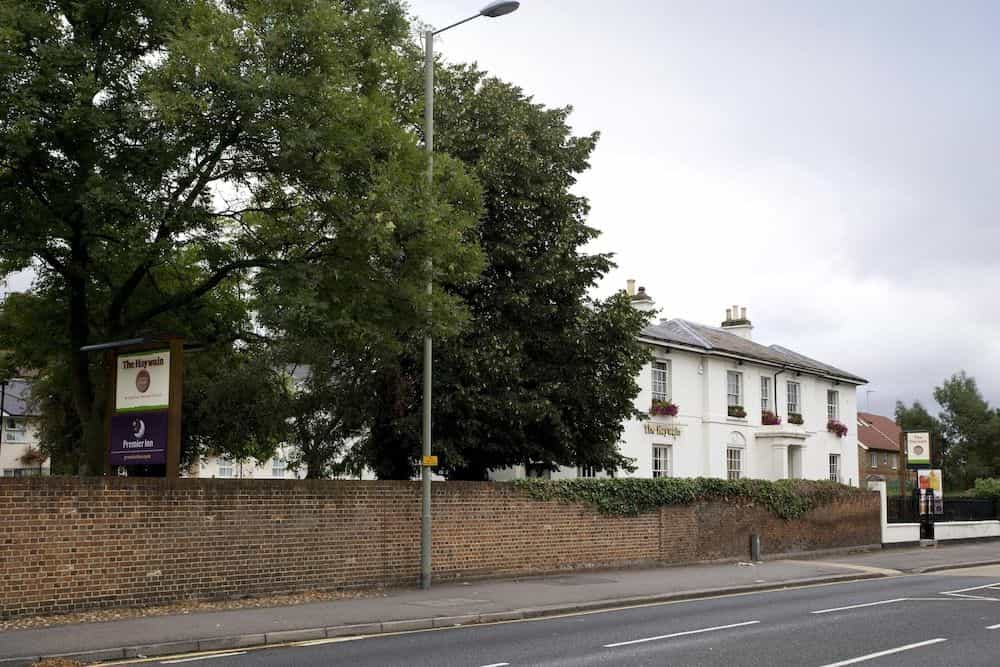 Premier Inn Epsom Central Premier Inn Epsom Central