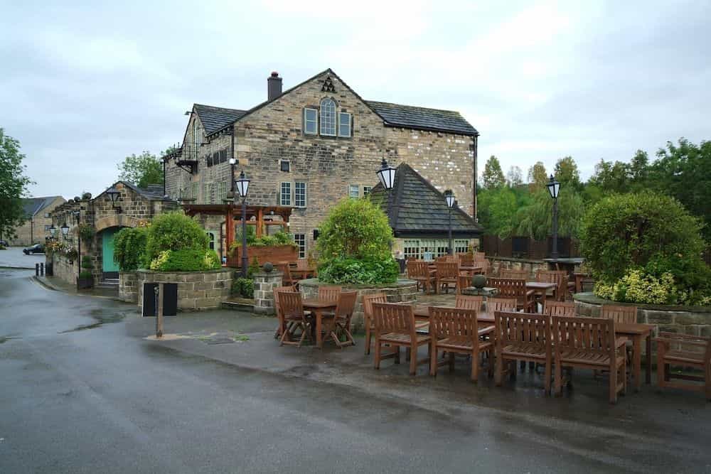 Premier Inn Huddersfield North