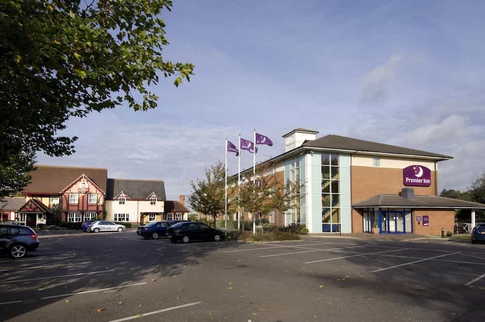 Premier Inn Reading (Caversham Bridge) Premier Inn Reading (Caversham Bridge)