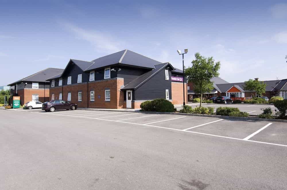 Premier Inn Swansea North Premier Inn Swansea North