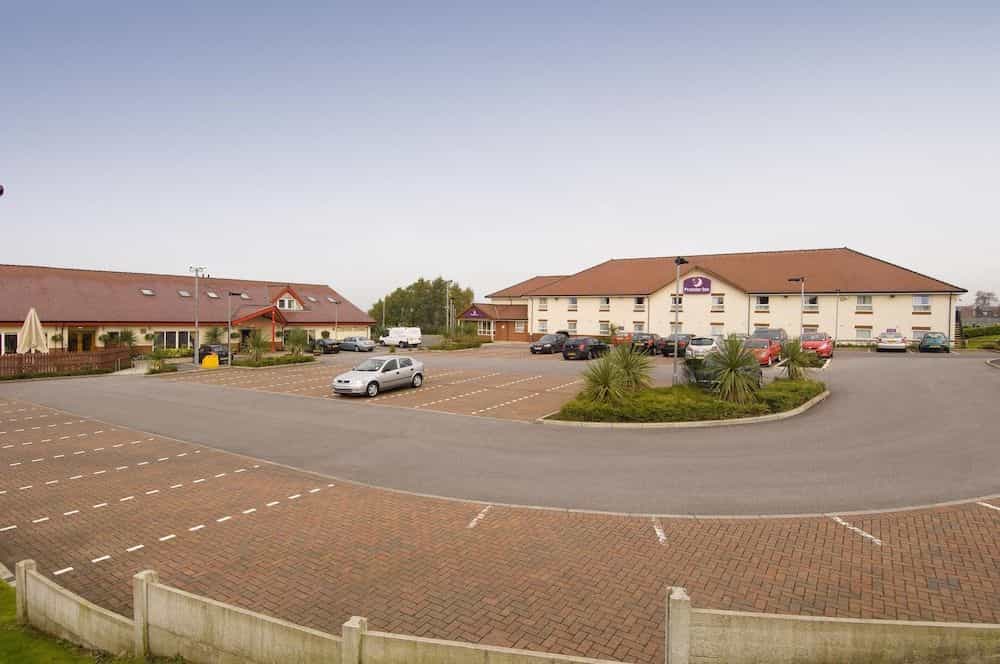 Premier Inn Oldham Central Premier Inn Oldham Central