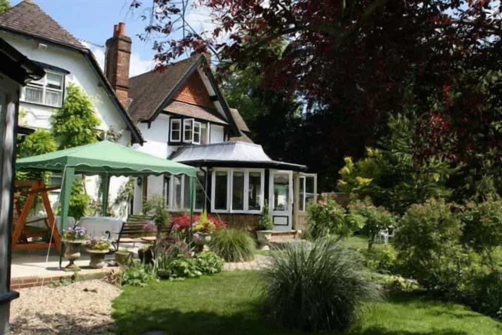 West Lodge Hotel