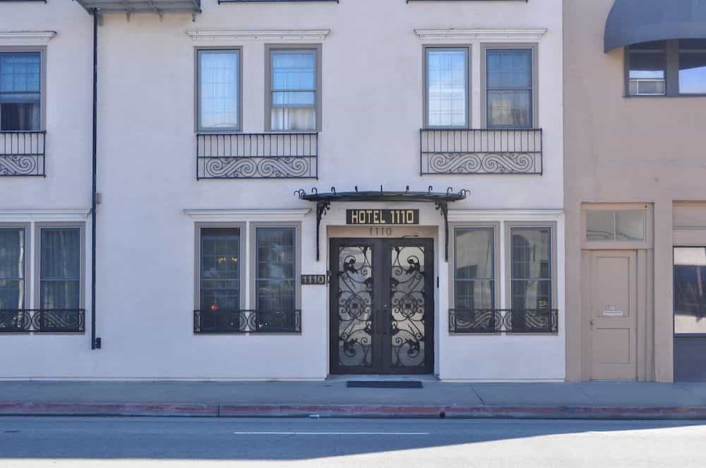 Hotel 1110