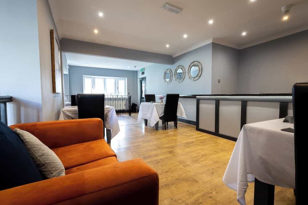 Coastal Park Accommodation & Grill Coastal Park Accommodation & Grill