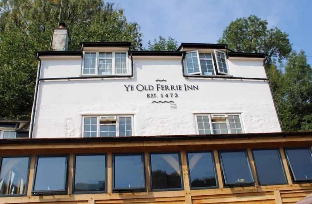 Ye Old Ferrie Inn Ye Old Ferrie Inn