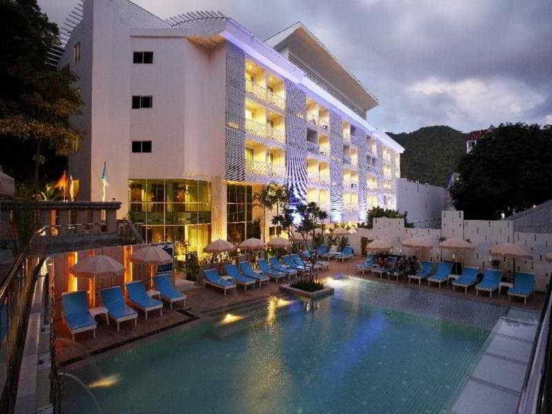 White Peach Hotel