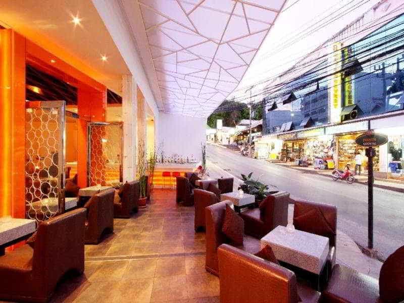 White Peach Hotel