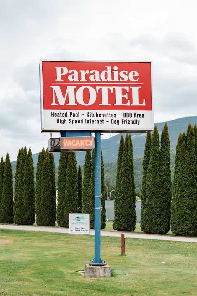 Paradise Motel