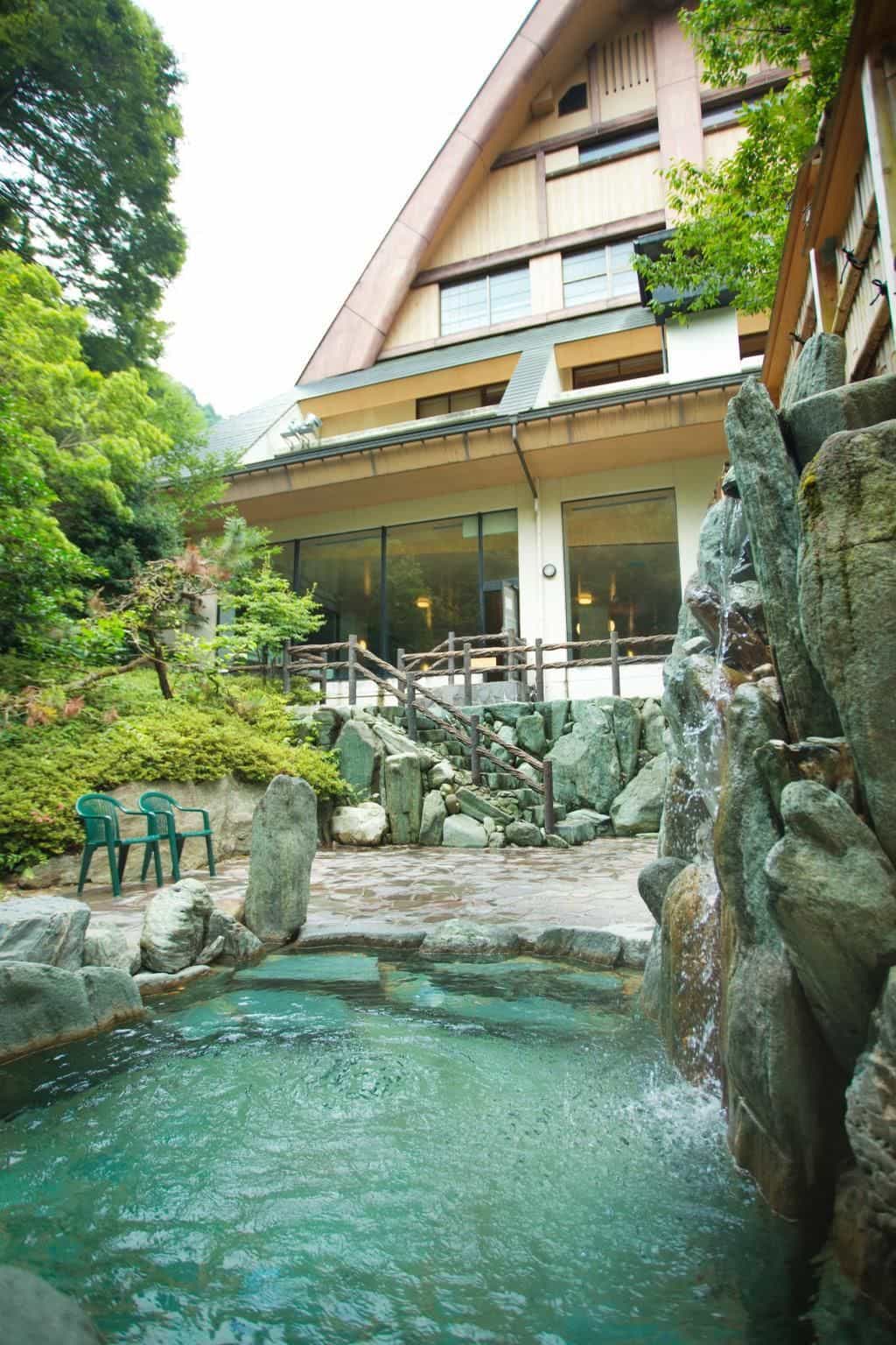 โรงแรมฮิเกียวอุโนะยุ