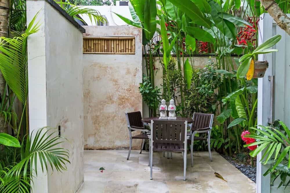 Esha Villa Seminyak Esha Villa Seminyak