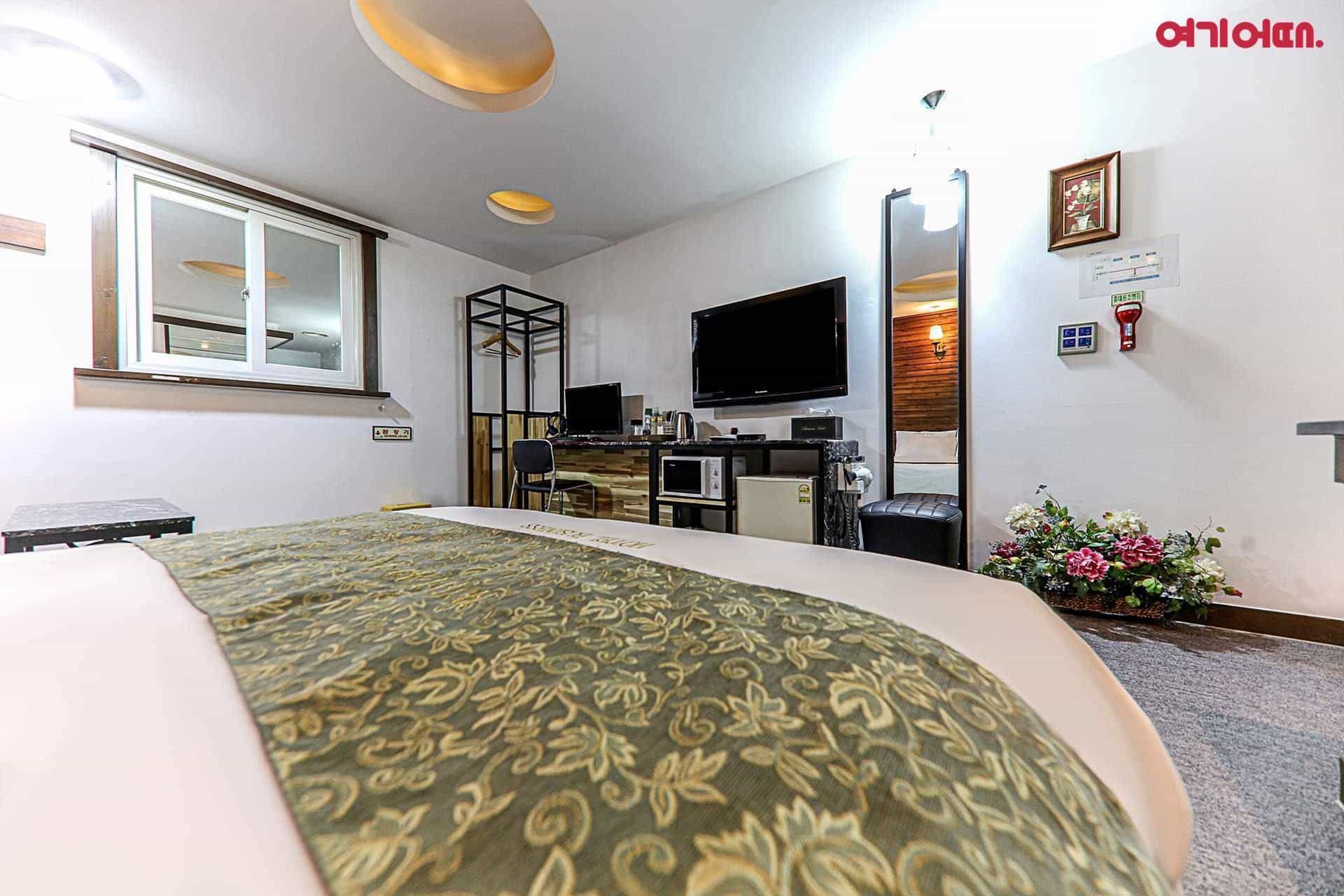 Cheonan Business Hotel