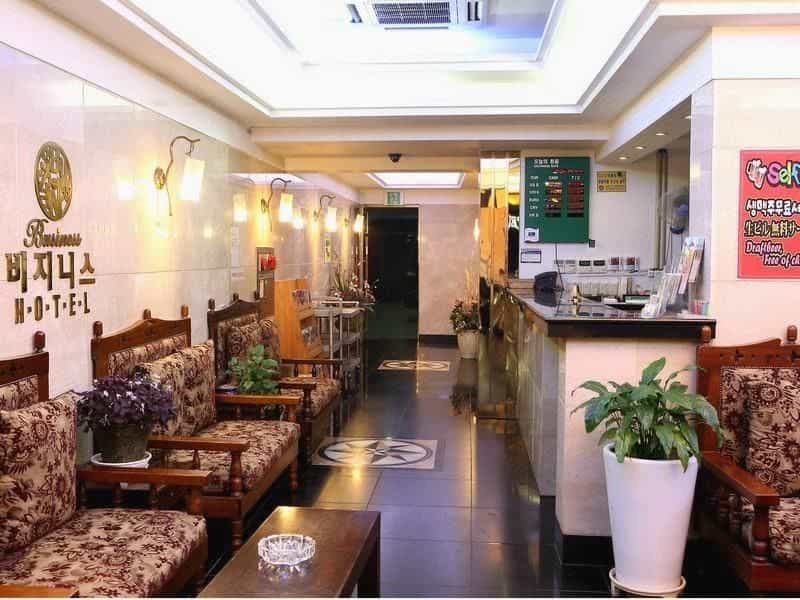 Cheonan Business Hotel