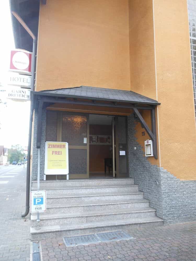 Hotel Henry