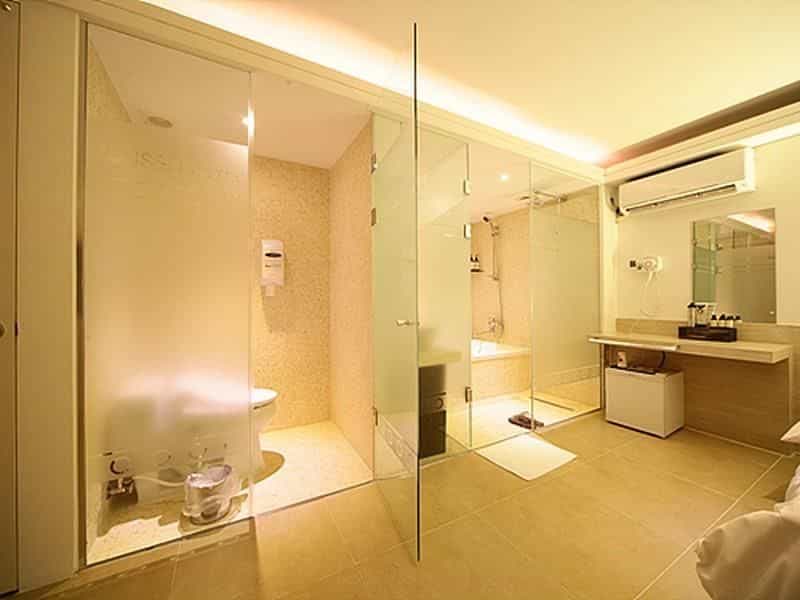 โรงแรมลุสโช