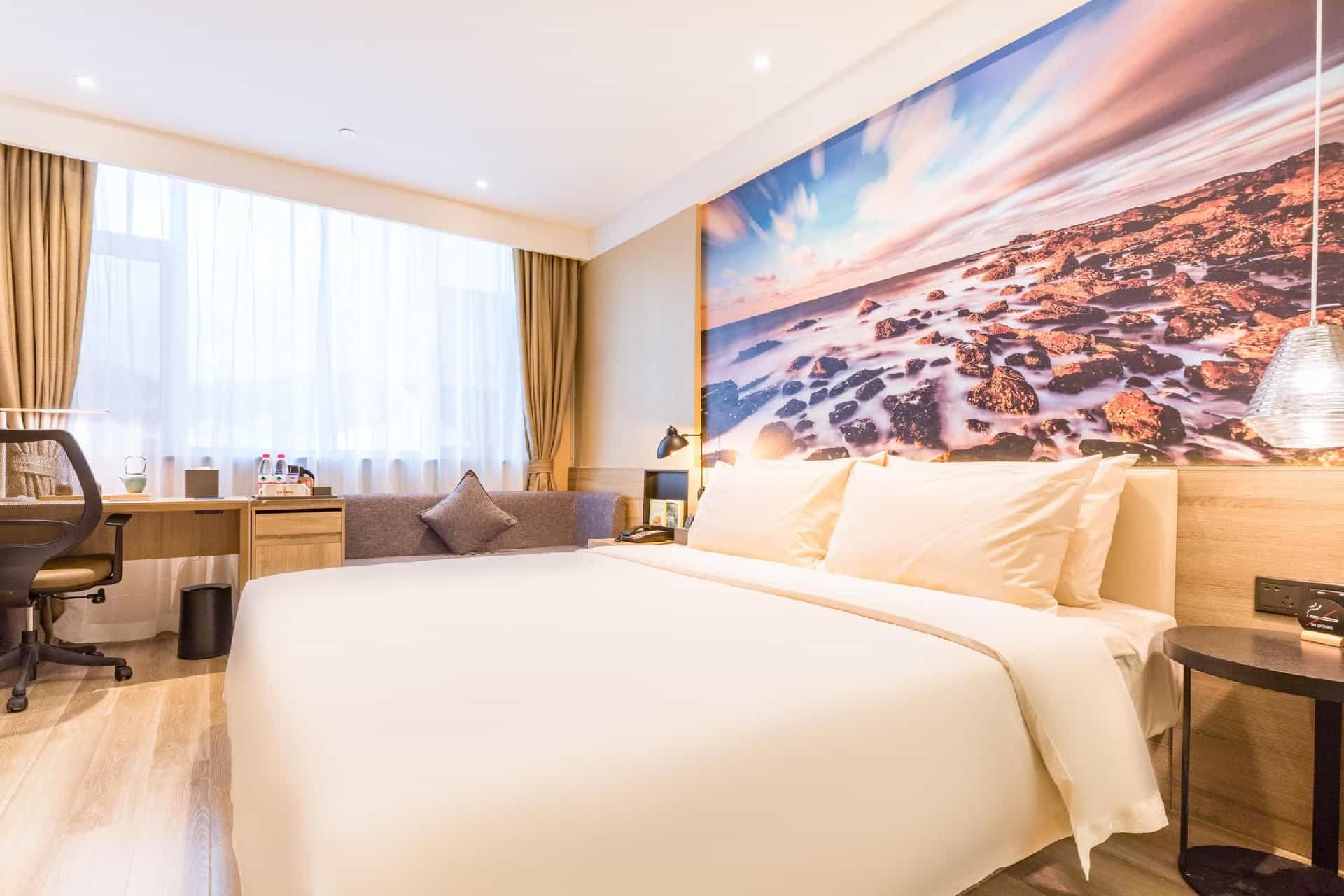 Atour Hotel Weihai City Center