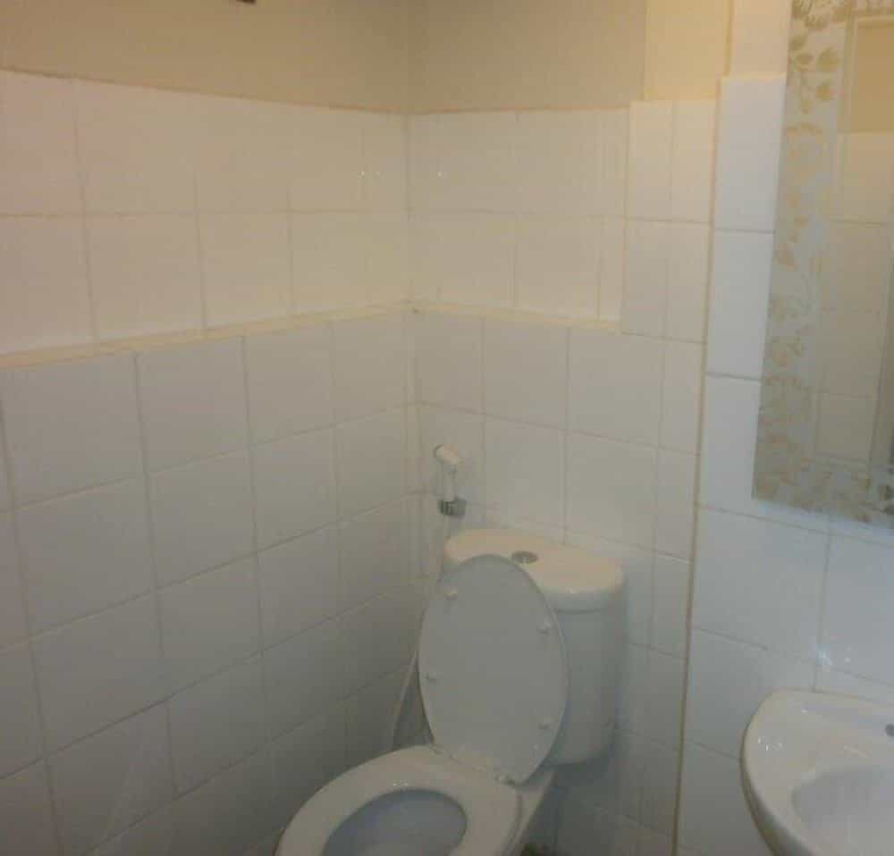 Hajjah Ririn's Kebagusan City Apartment