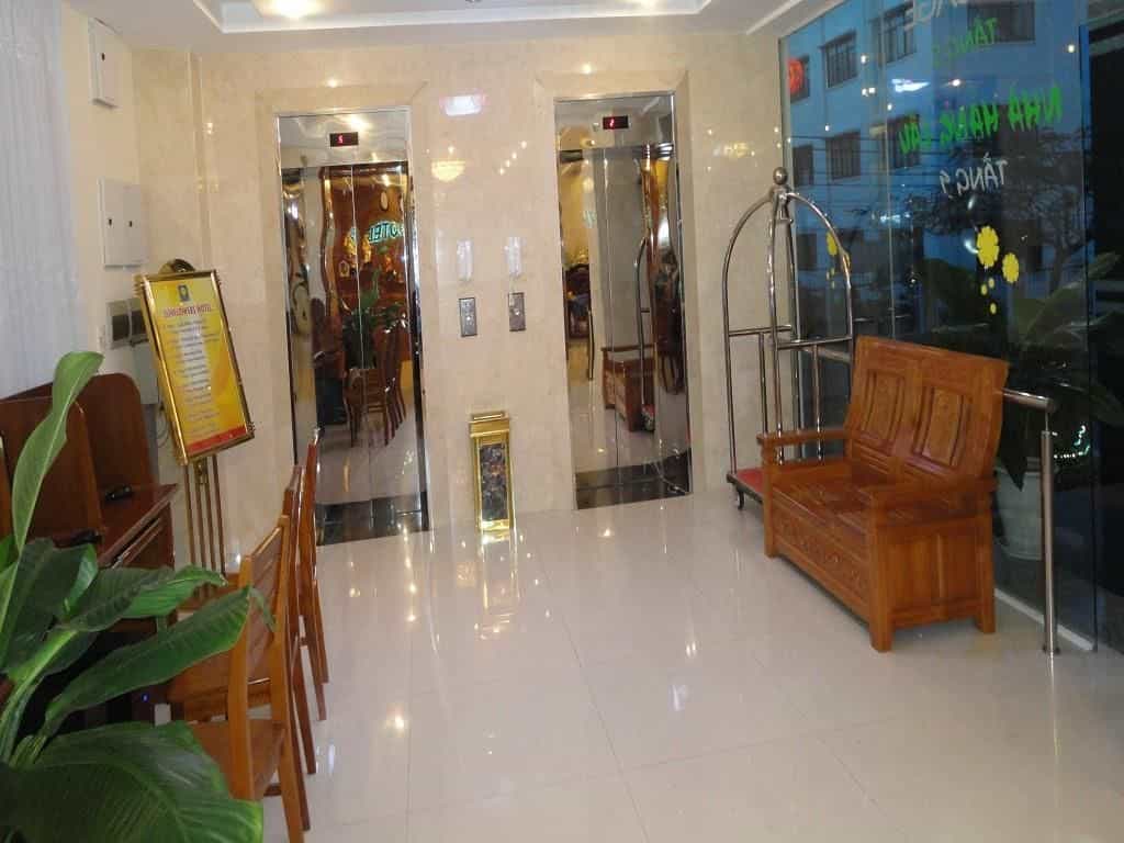 Hoang Yen Canary Hotel