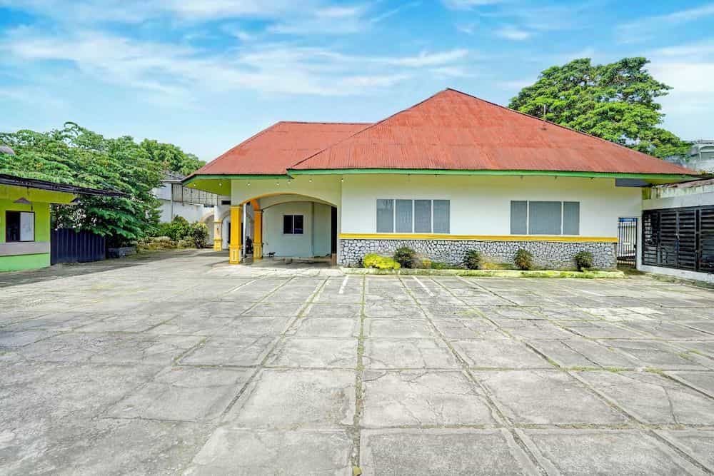 Hotel Ranah Bundo