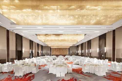 โรงแรมเชราตันวูซีบินฮู