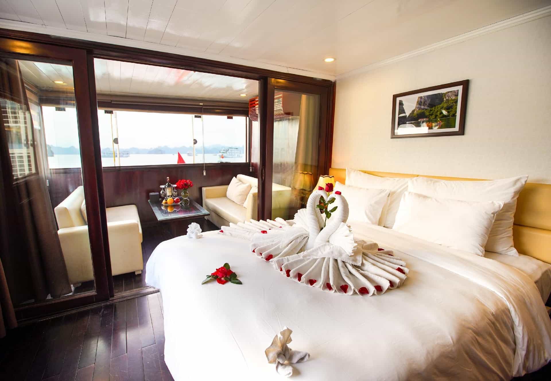 Halong Paloma Cruise Halong Paloma Cruise