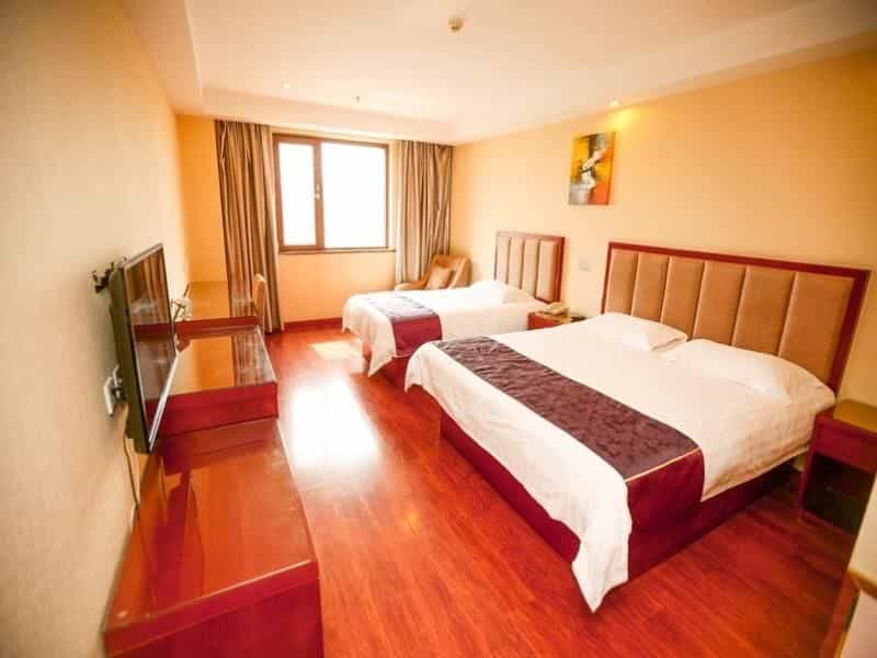 GreenTree Inn Qingdao Wuyishan Road Jiashike Shopping Center