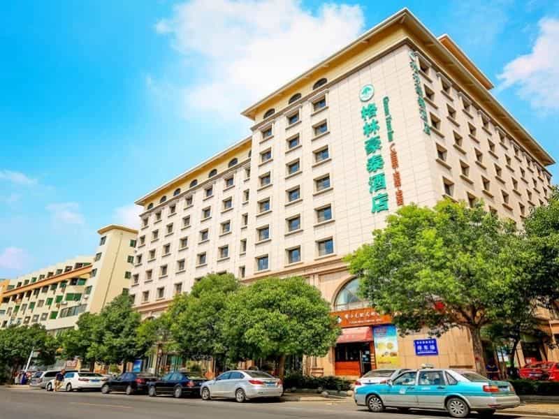 GreenTree Inn Qingdao Wuyishan Road Jiashike Shopping Center