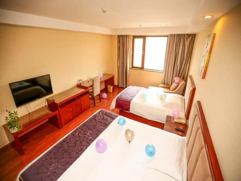 GreenTree Inn Qingdao Wuyishan Road Jiashike Shopping Center