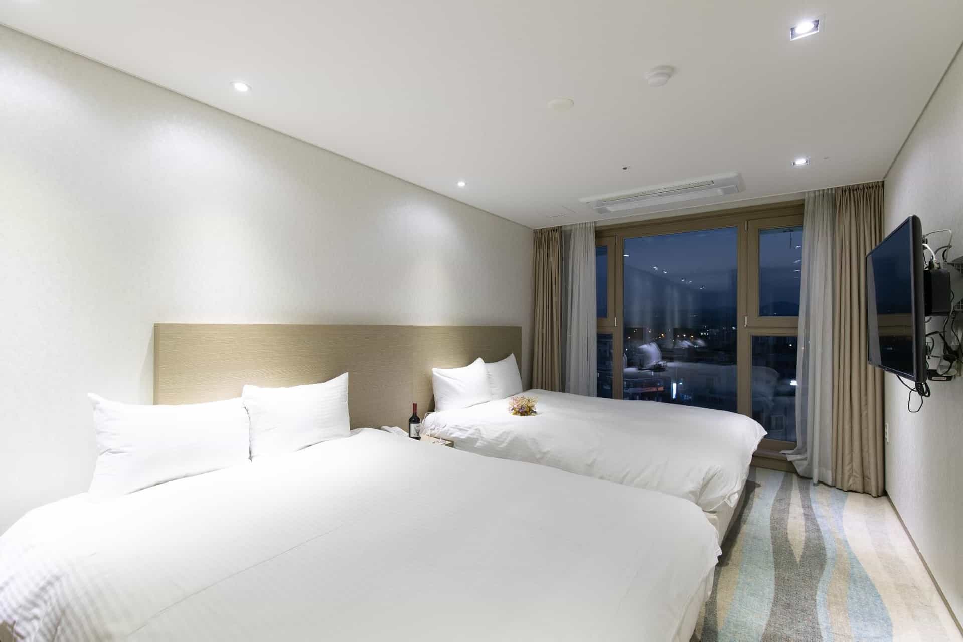 Ebenezer Hotel