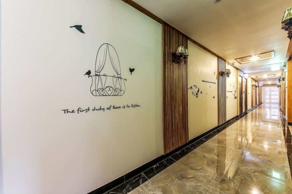 Time Hotel
