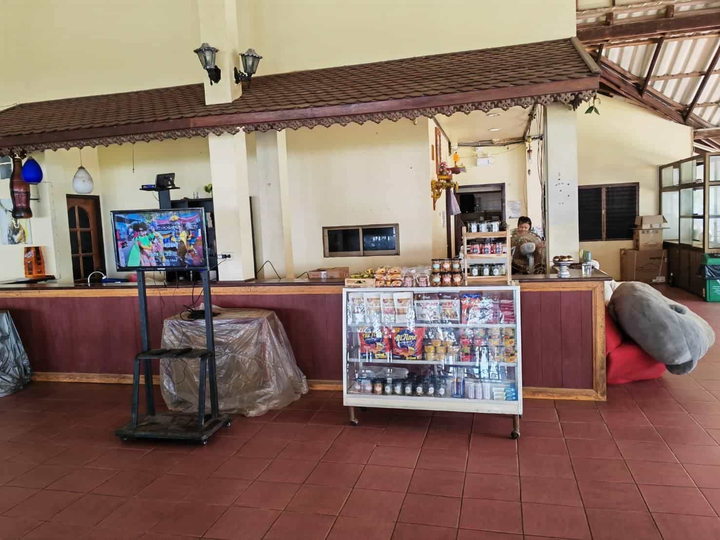Laemkum Beach Resort