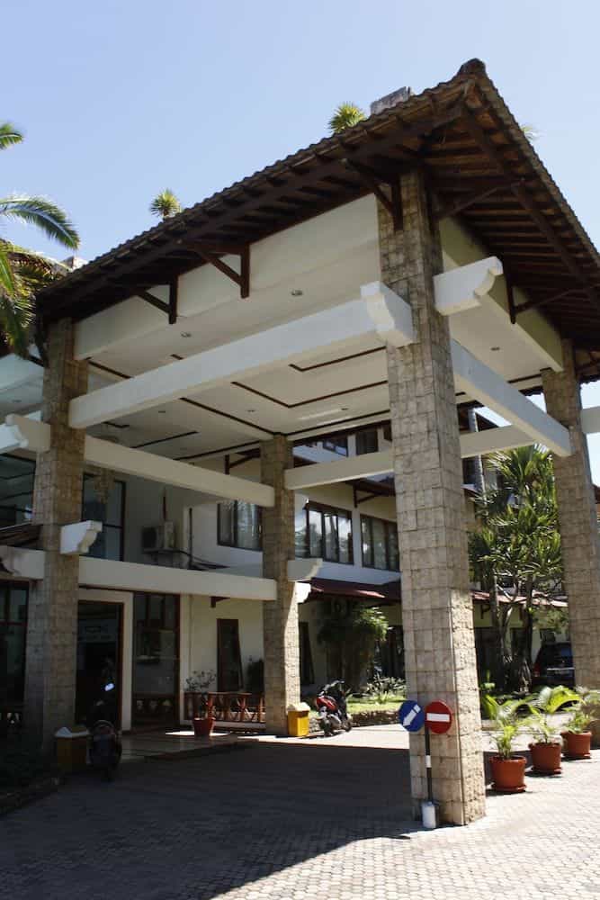 Surya Pesona Beach Hotel