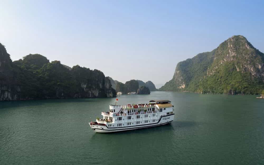 Halong Paloma Cruise Halong Paloma Cruise