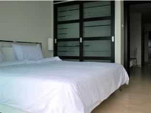 Eak Condoview