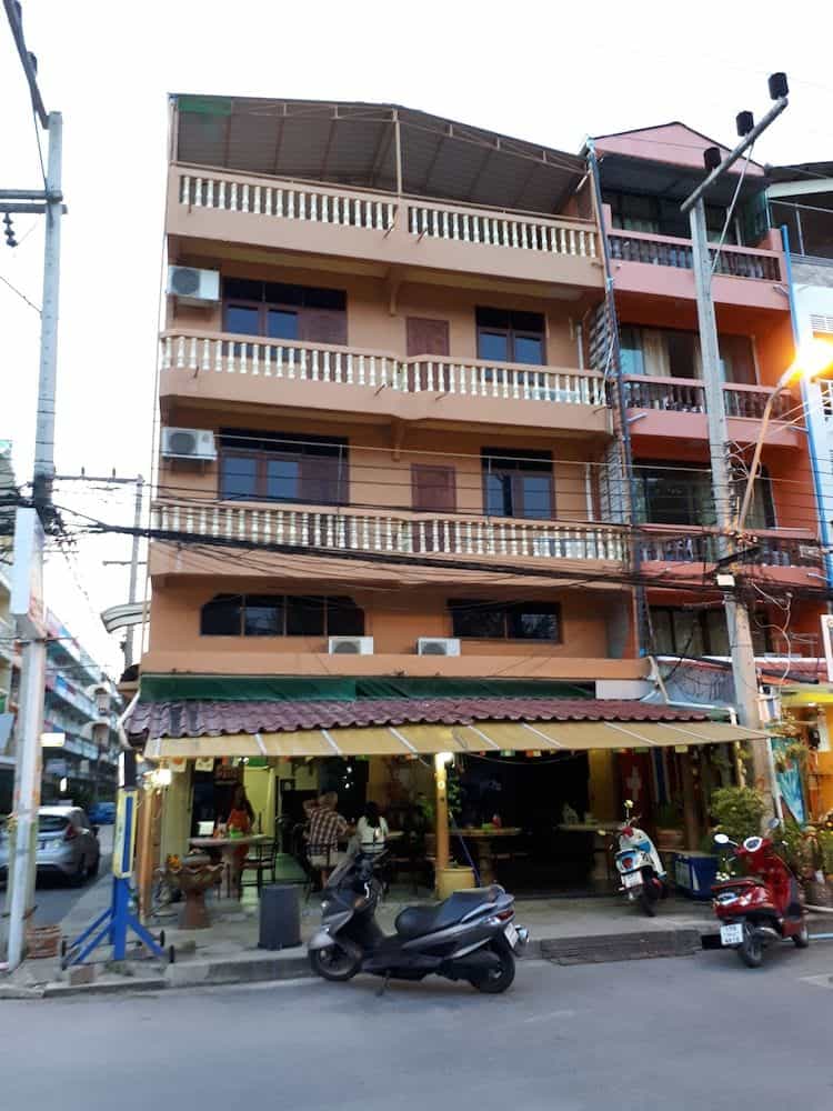 Urs Treff Guesthouse