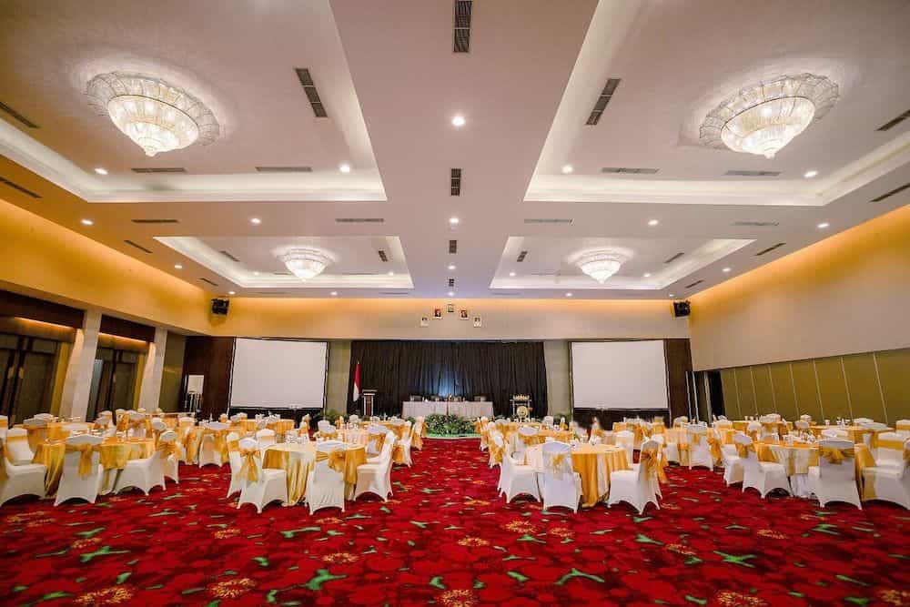 Emersia Hotel