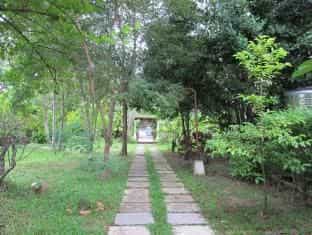 บ้านสวนอัมพวา บ้านสวนอัมพวา