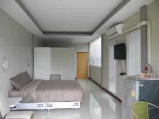 Wind Hills Resort