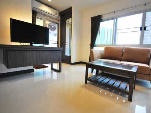 คานารีส์ แอท 38 โฮเต็ล บาย บ้านมีนา