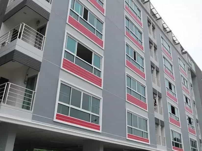 คานารีส์ แอท 38 โฮเต็ล บาย บ้านมีนา