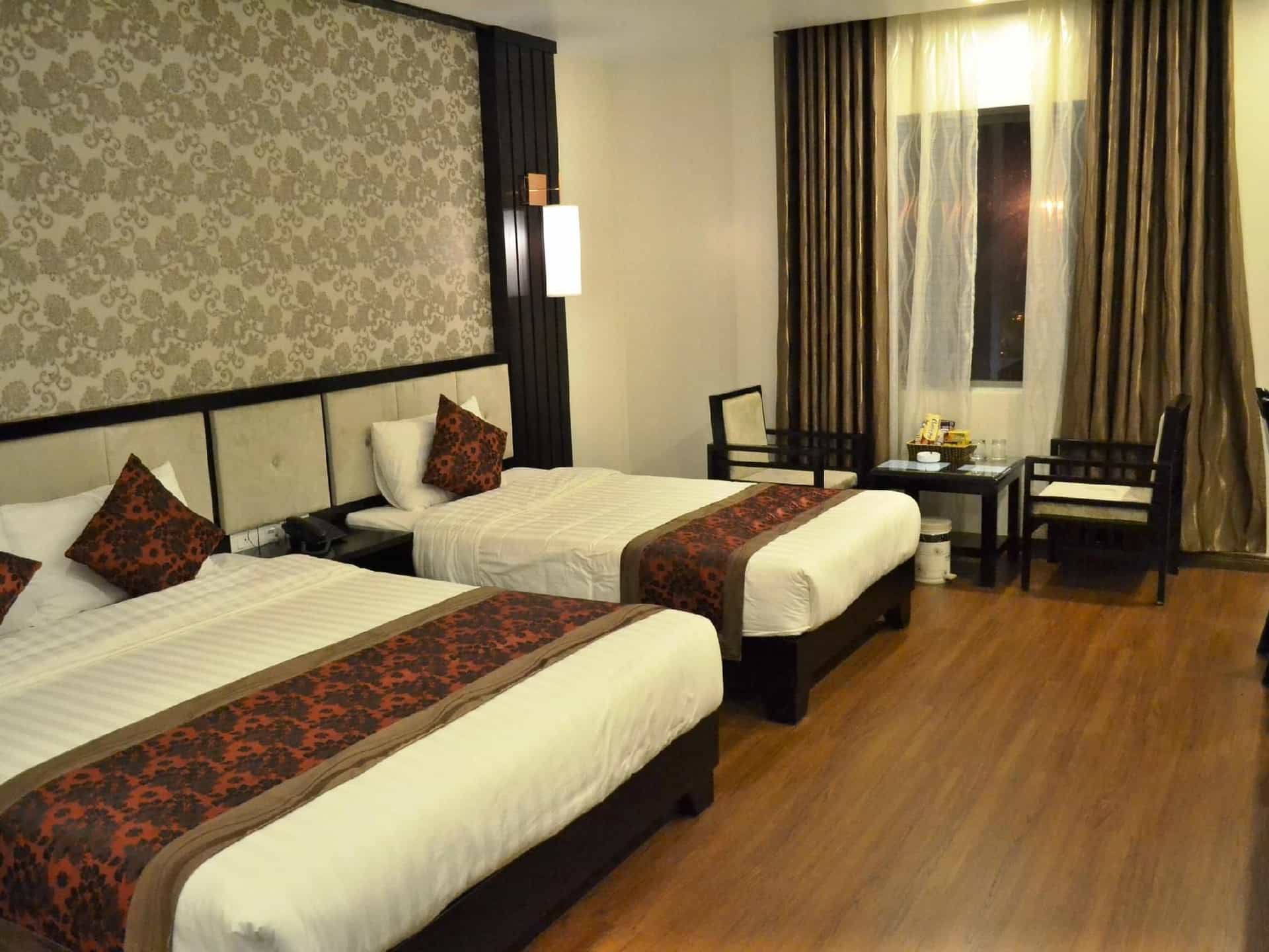 Luxury Hotel Luxury Hotel