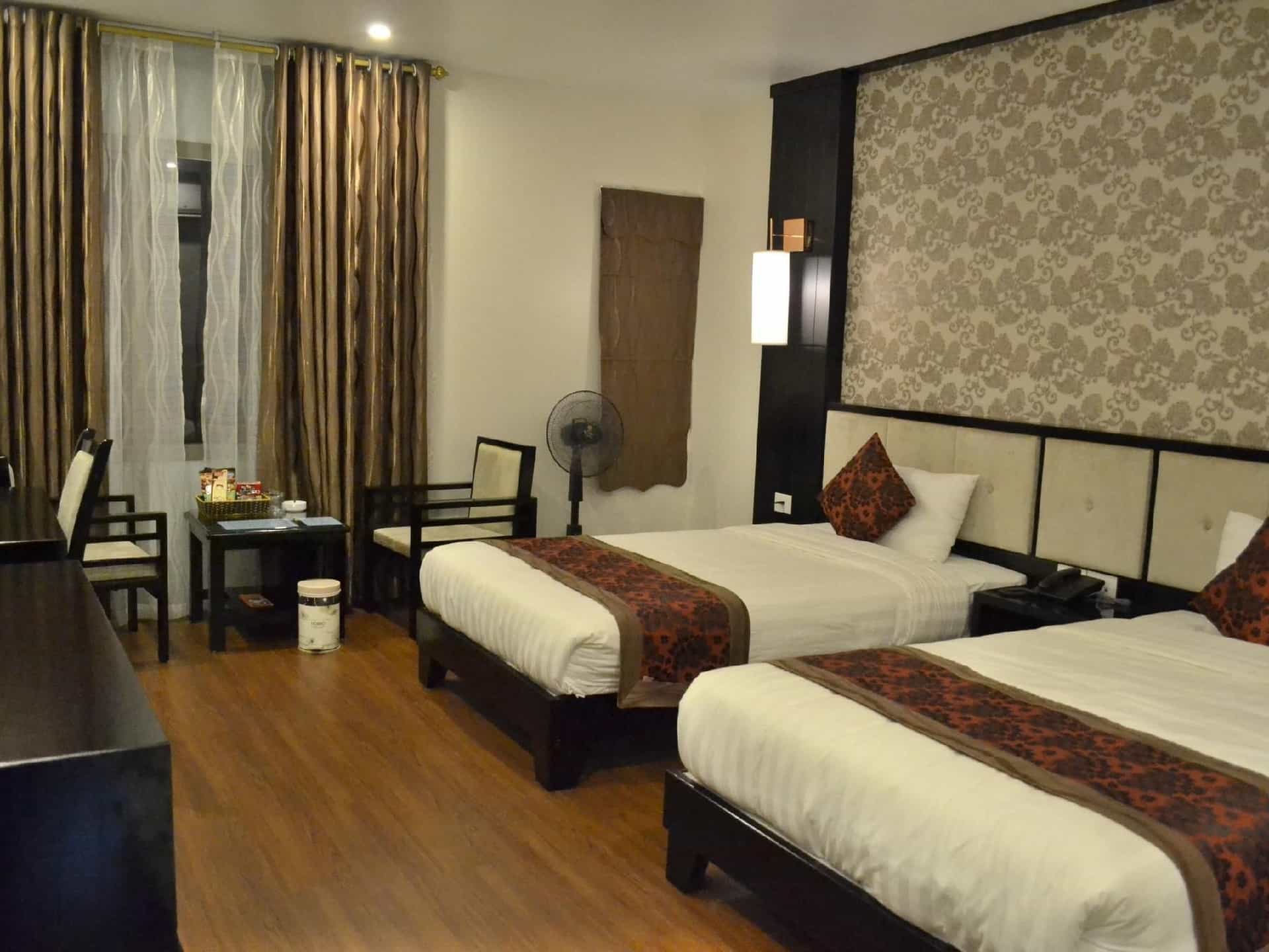 Luxury Hotel Luxury Hotel