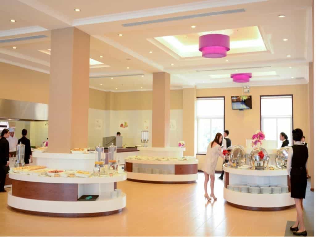 Hai Ba Trung Hotel and Spa