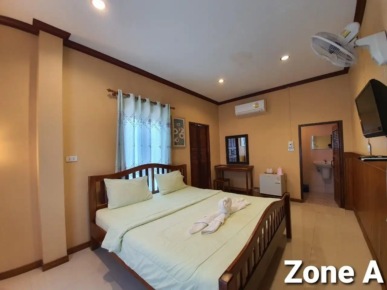 บ้านใกล้โขง บ้านใกล้โขง