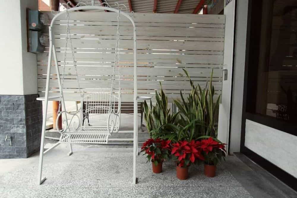 Pianist Homestay