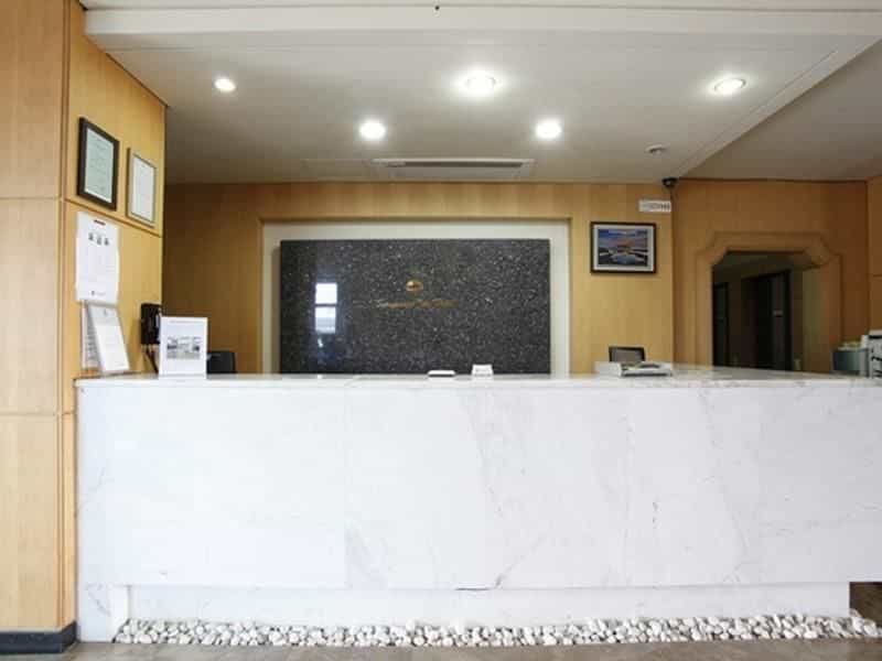 Seongsanpo Sky Hotel